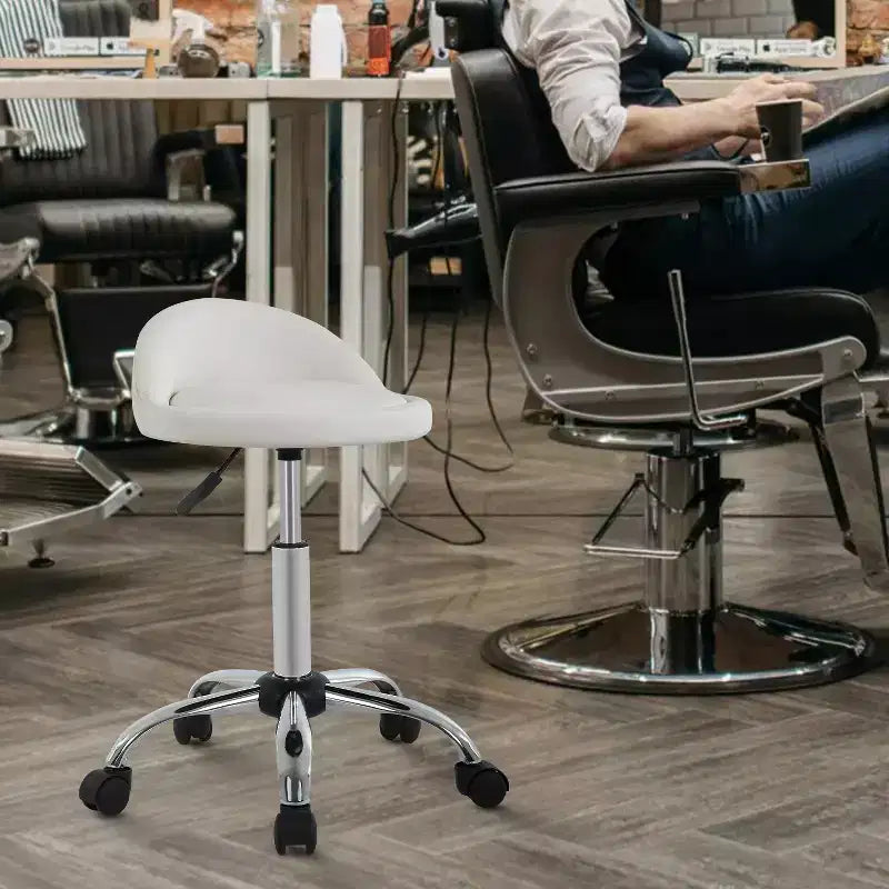 Tabouret roulant réglable en hauteur pour salon de coiffure, chaise de spa pivotante avec siège confortable en cuir PU et base en métal chromé